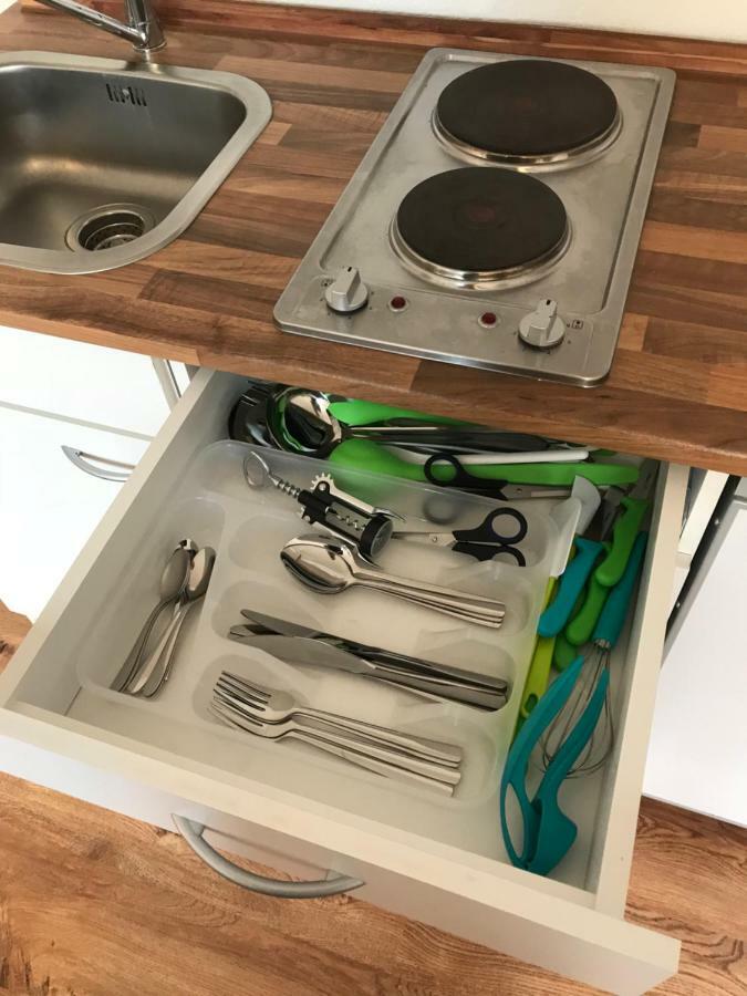 An Der Uniklinik, Mit Eigener Kueche Und Renoviertem Badezimmer, Zentrale Lage Apartment