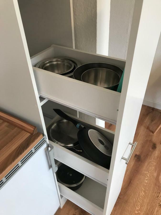 An Der Uniklinik, Mit Eigener Kueche Und Renoviertem Badezimmer, Zentrale Lage Apartment